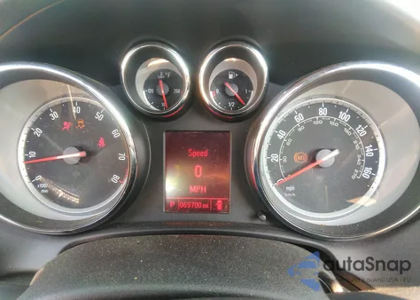 2017 Buick Cascada Premium z USA, uszkodzony, nr VIN W04WH3N51HG086621